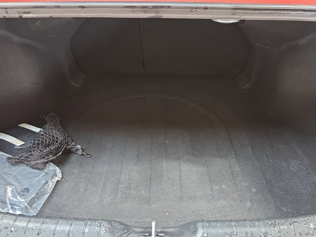 Used 2024 Hyundai Elantra Limited image 13