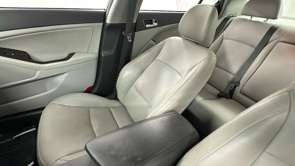Used 2015 Kia Optima EX w/ EX Premium Package image 13