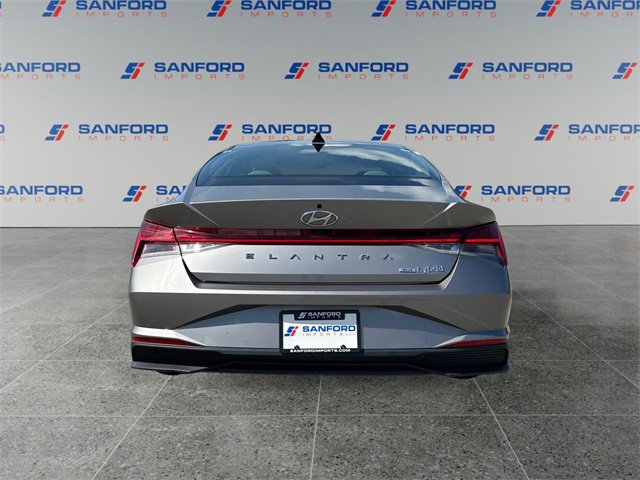 Used 2023 Hyundai Elantra Blue w/ Preferred Accessory Package image 4