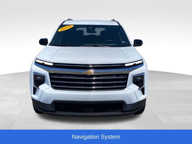 Certified 2025 Chevrolet Traverse LT FWD image 2