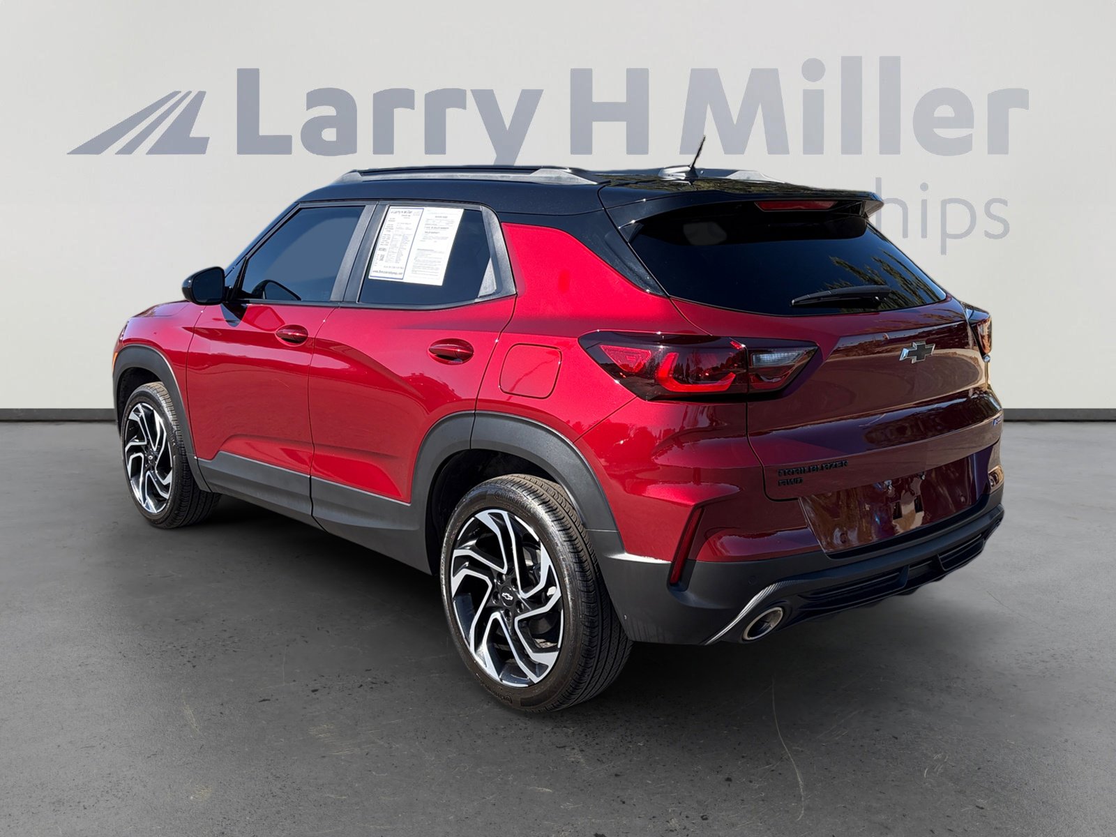 Used 2025 Chevrolet TrailBlazer RS w/ Convenience Package image 3