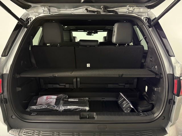 New 2026 Toyota Sequoia Platinum AWD/4WD image 21