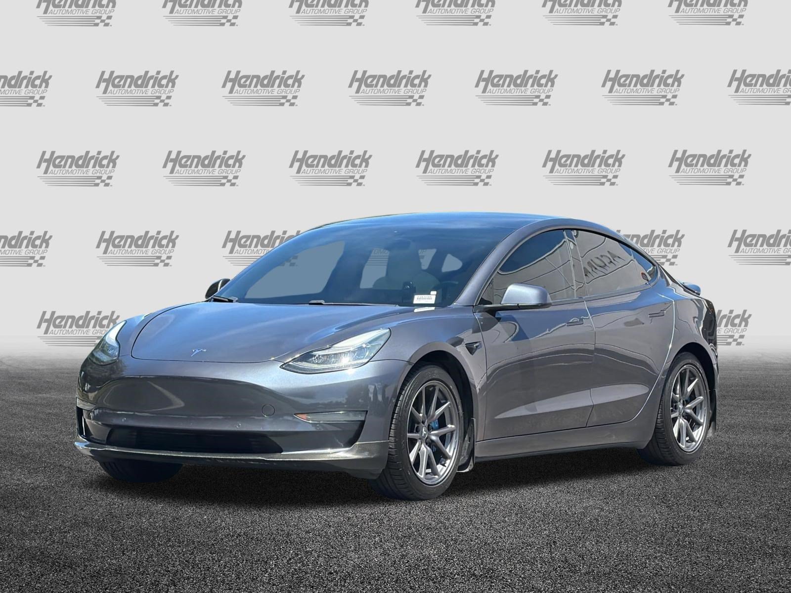 Used 2020 Tesla Model 3 Standard Range RWD image 9