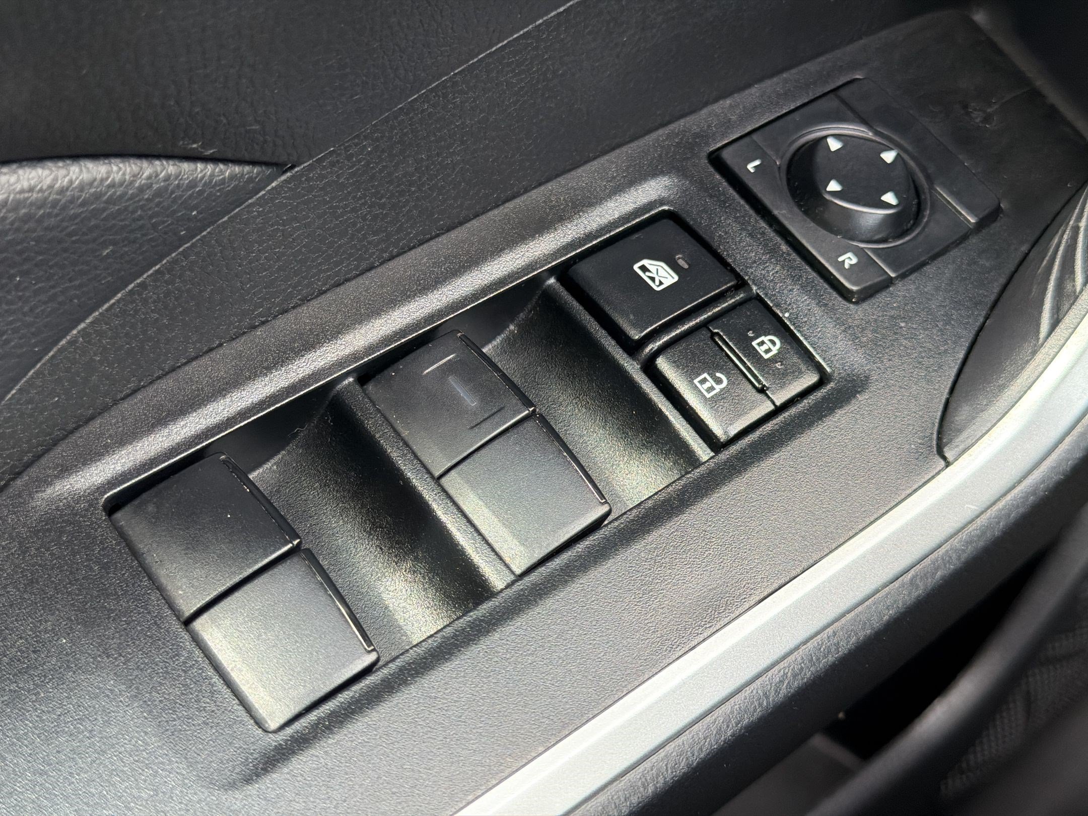 Certified 2024 Toyota RAV4 LE FWD image 27