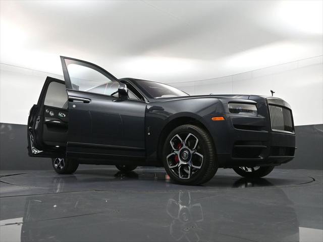 Certified 2024 Rolls-Royce Cullinan Black Badge AWD/4WD image 43