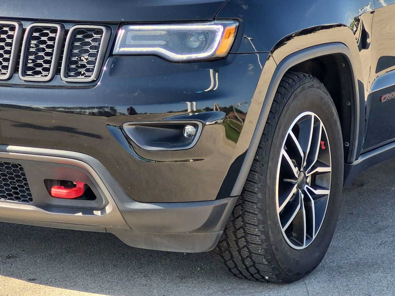 Used 2020 Jeep Grand Cherokee Trailhawk w/ Trailhawk Luxury Group AWD/4WD image 10