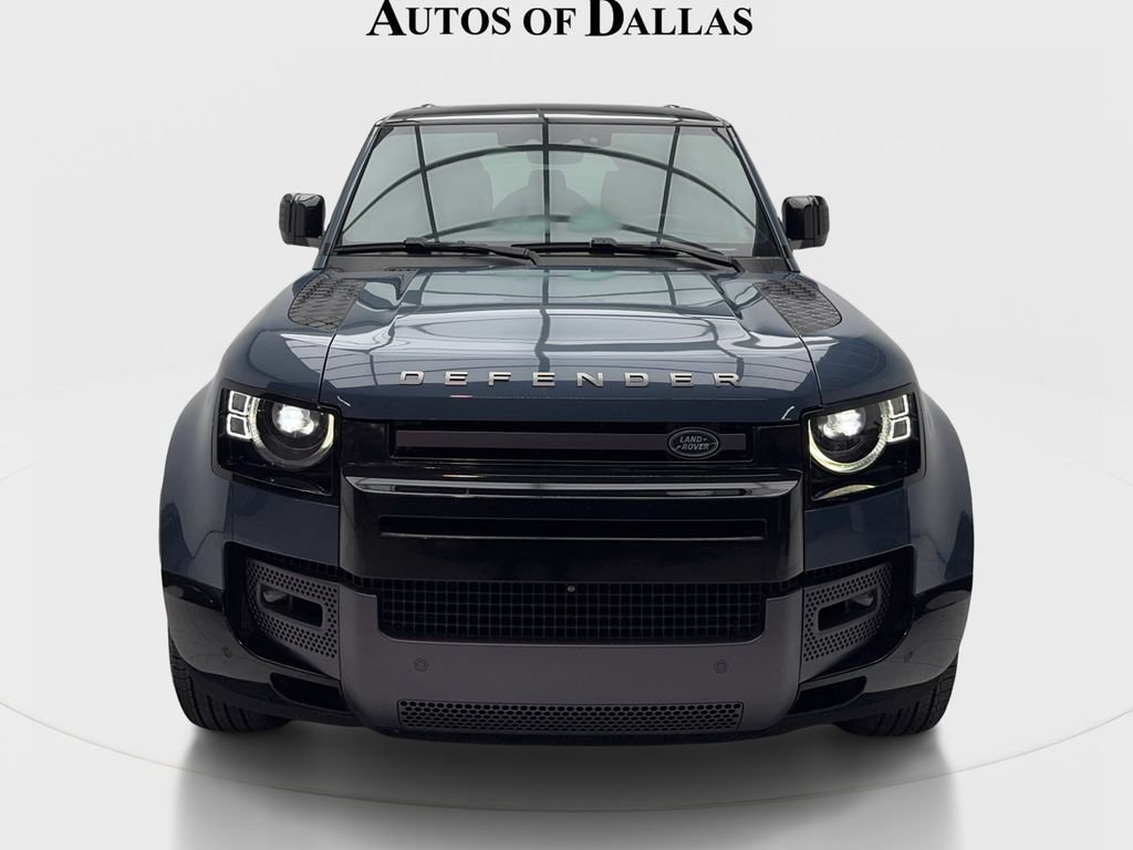 Used 2024 Land Rover Defender 110 X-Dynamic SE AWD/4WD image 3