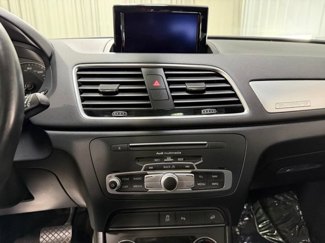 Used 2016 Audi Q3 2.0T Premium Plus w/ Technology Package AWD/4WD image 14