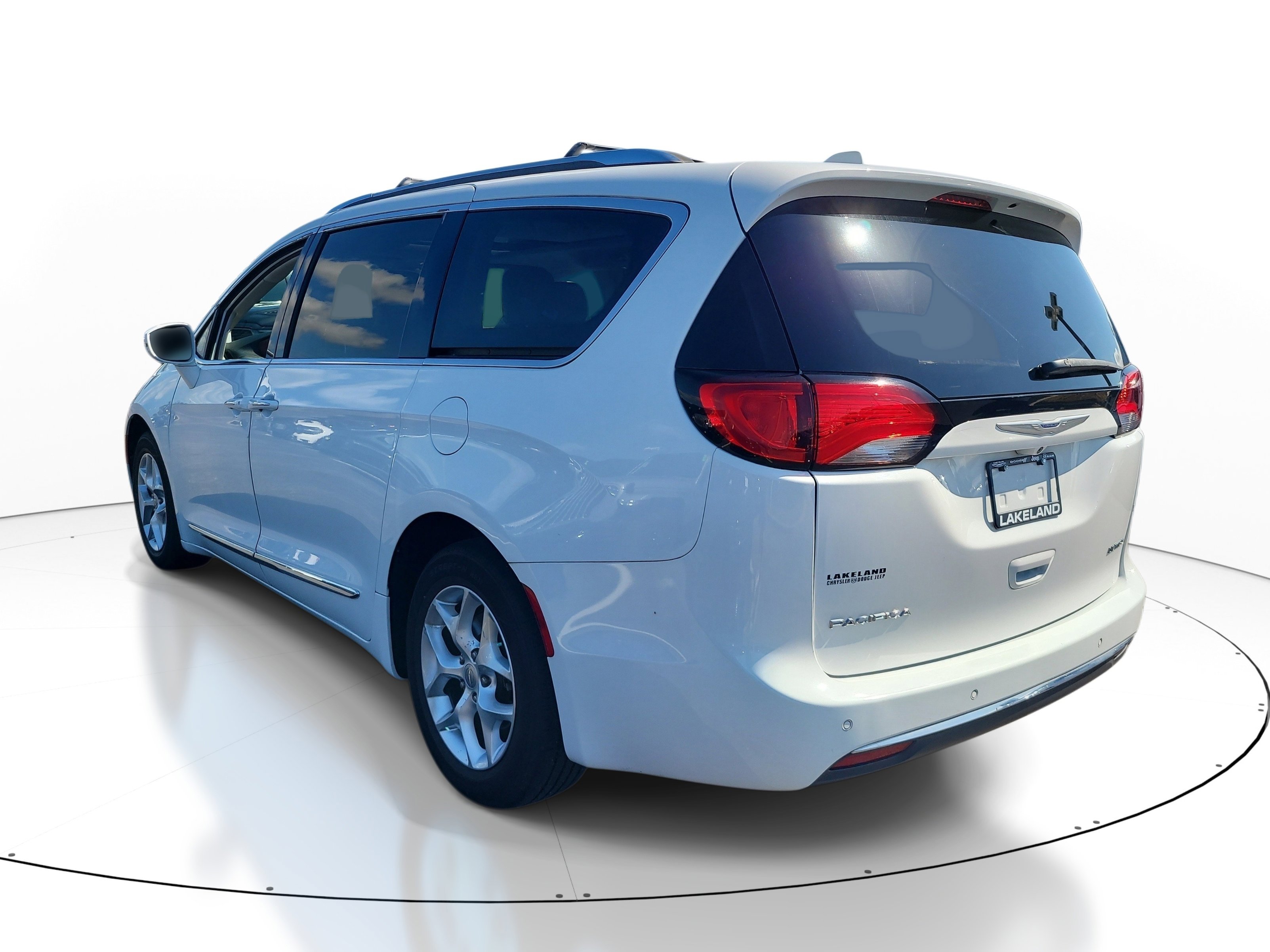 Used 2020 Chrysler Pacifica Limited FWD image 6