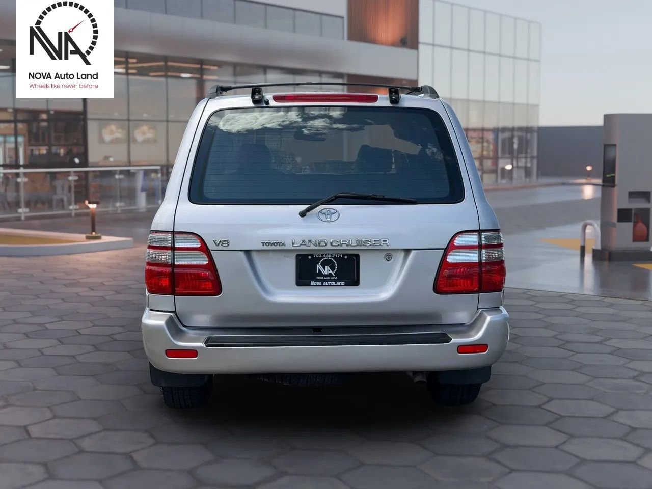 Used 2002 Toyota Land Cruiser AWD/4WD image 8