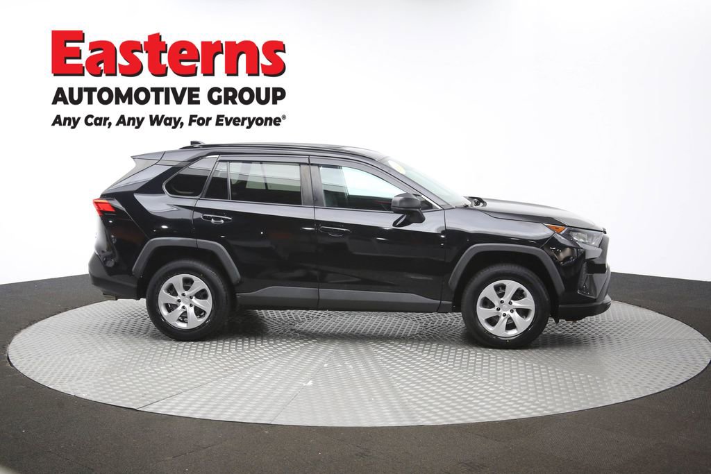 Used 2021 Toyota RAV4 LE image 44