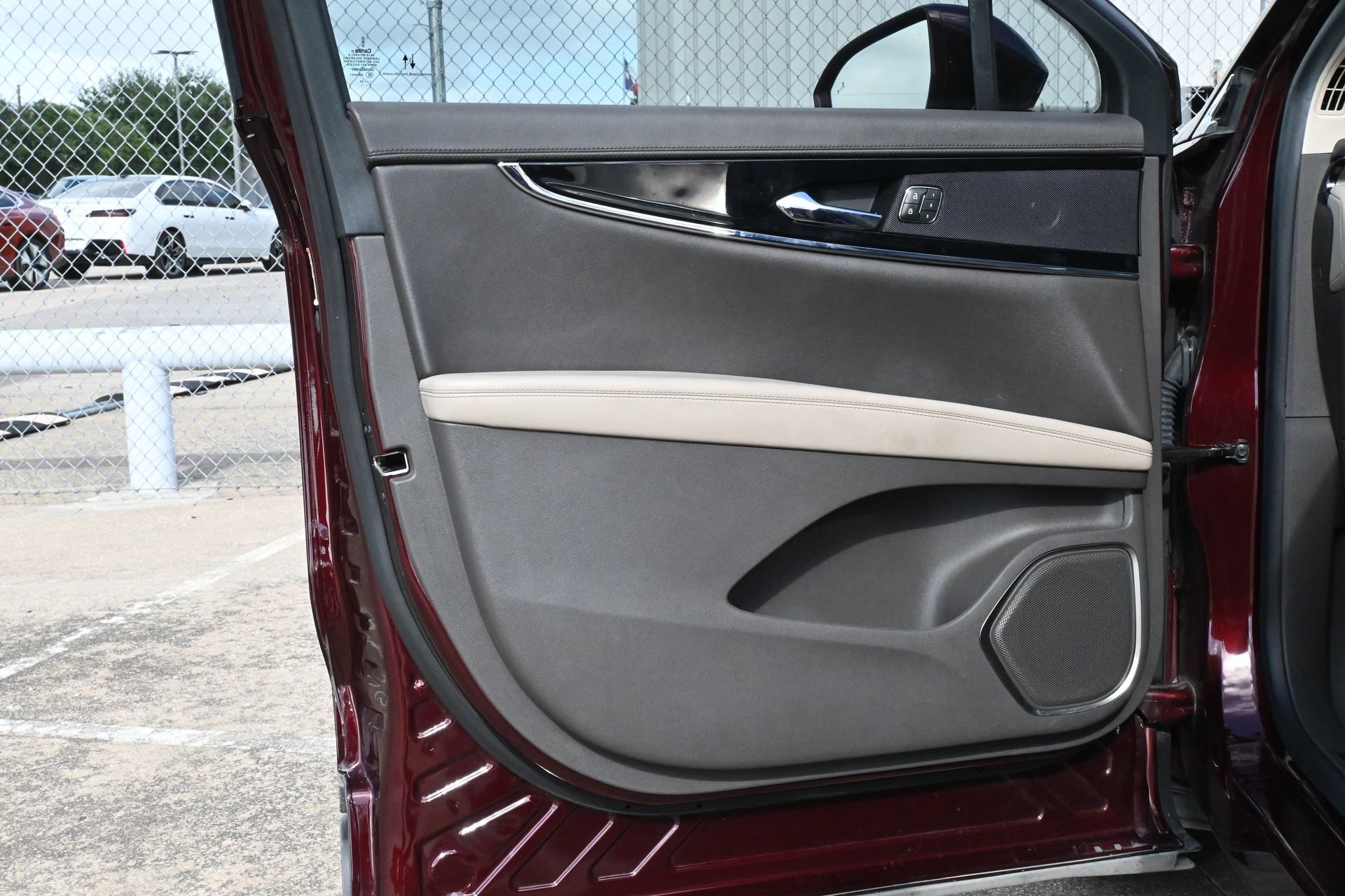 Used 2022 Lincoln Nautilus Reserve FWD image 19
