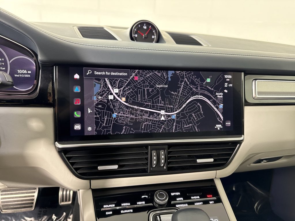 Certified 2023 Porsche Cayenne S Platinum AWD/4WD image 26
