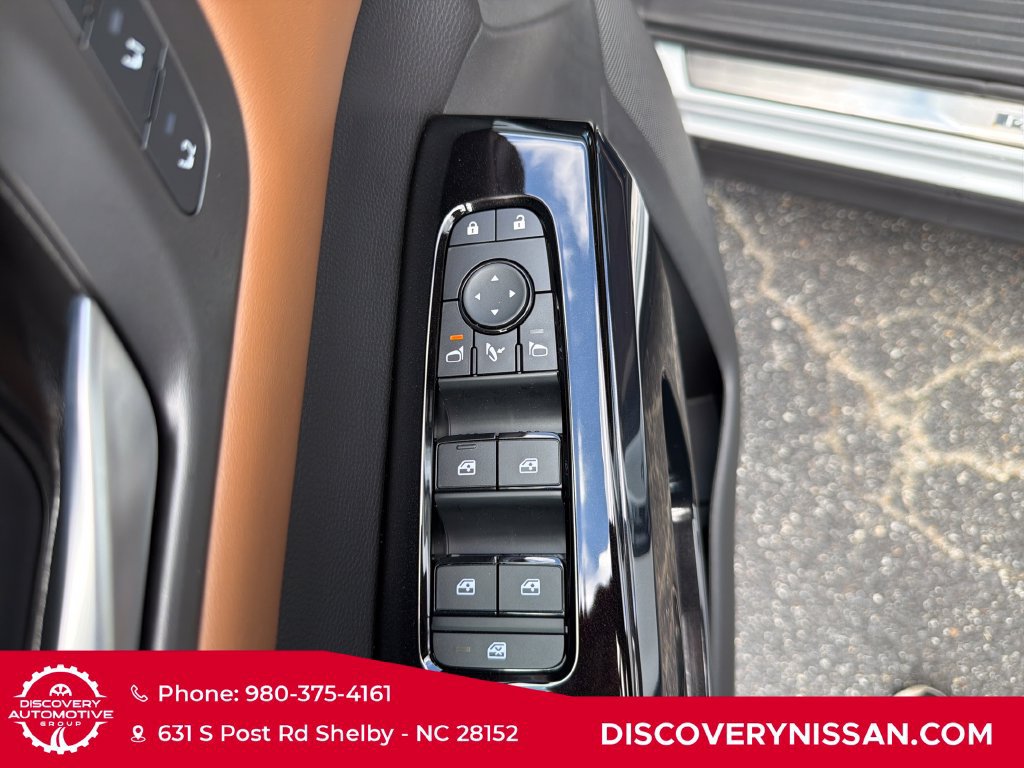 New 2026 Nissan Pathfinder Platinum w/ Lighting Package AWD/4WD image 12