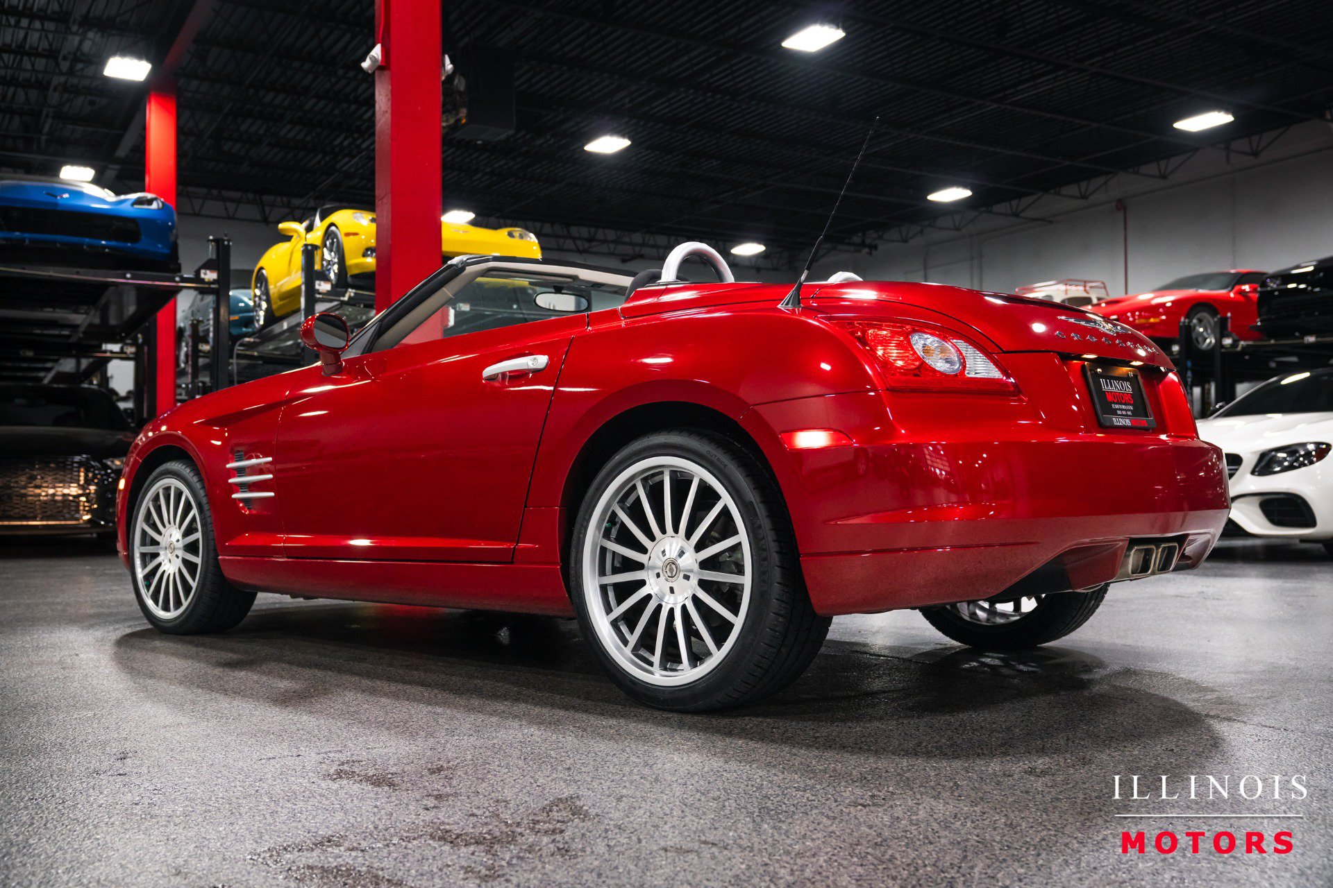 Used 2006 Chrysler Crossfire Convertible w/ Special Edition Group RWD image 3