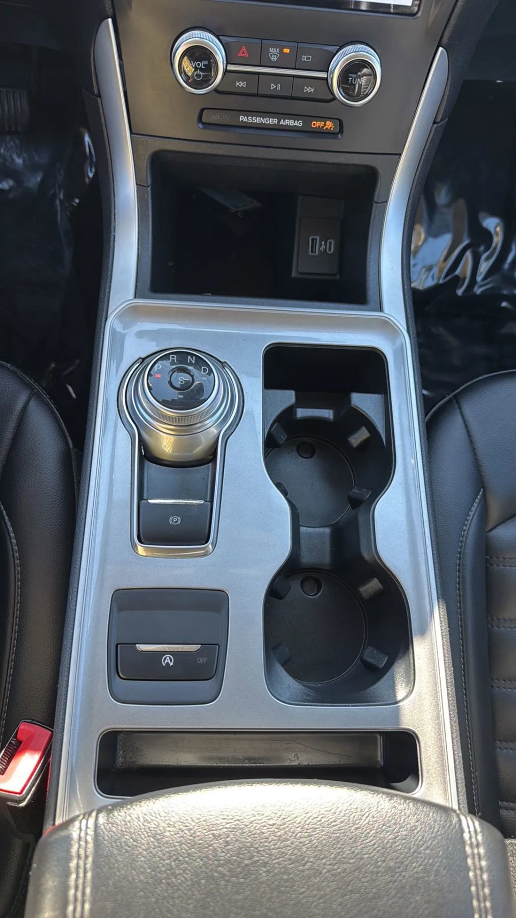 Used 2024 Ford Edge SEL image 19