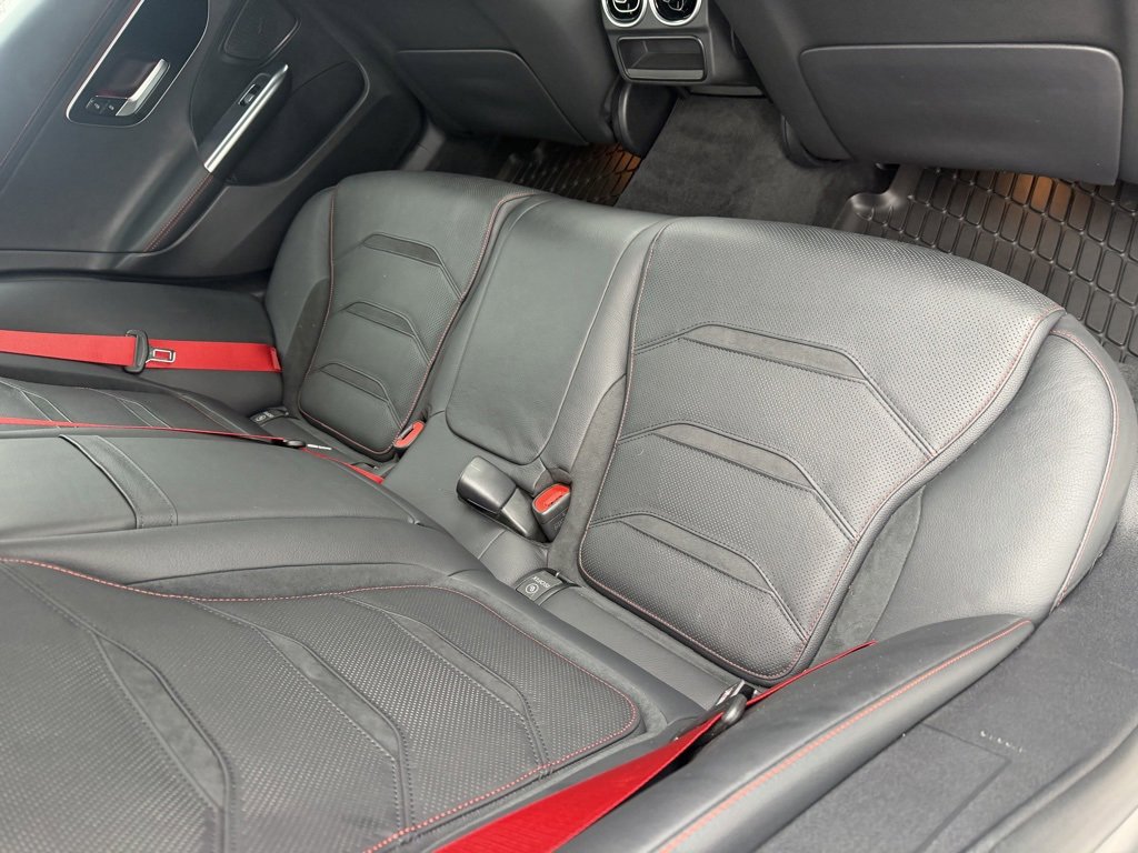 Used 2023 Mercedes-Benz C 43 AMG 4MATIC Sedan image 19