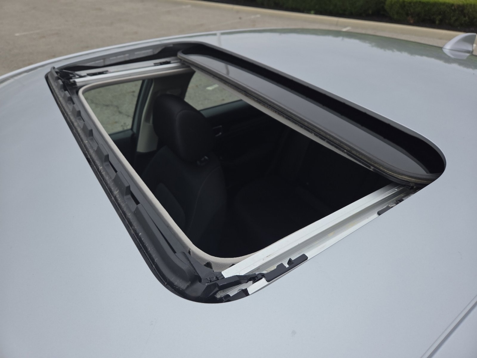 Used 2023 Honda Civic EX image 3
