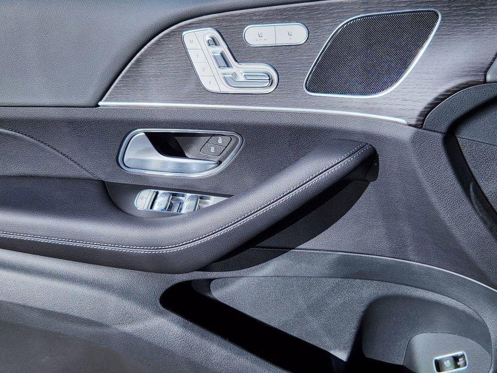 Used 2025 Mercedes-Benz GLE 350 4MATIC image 22