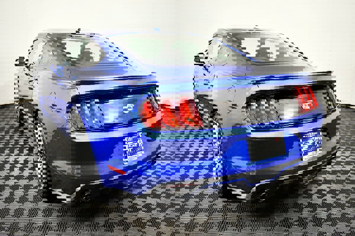 Used 2017 Ford Mustang GT Premium w/ Equipment Group 401A image 11