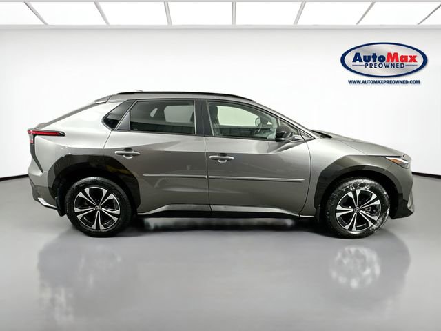 Used 2023 Toyota bZ4X XLE image 8