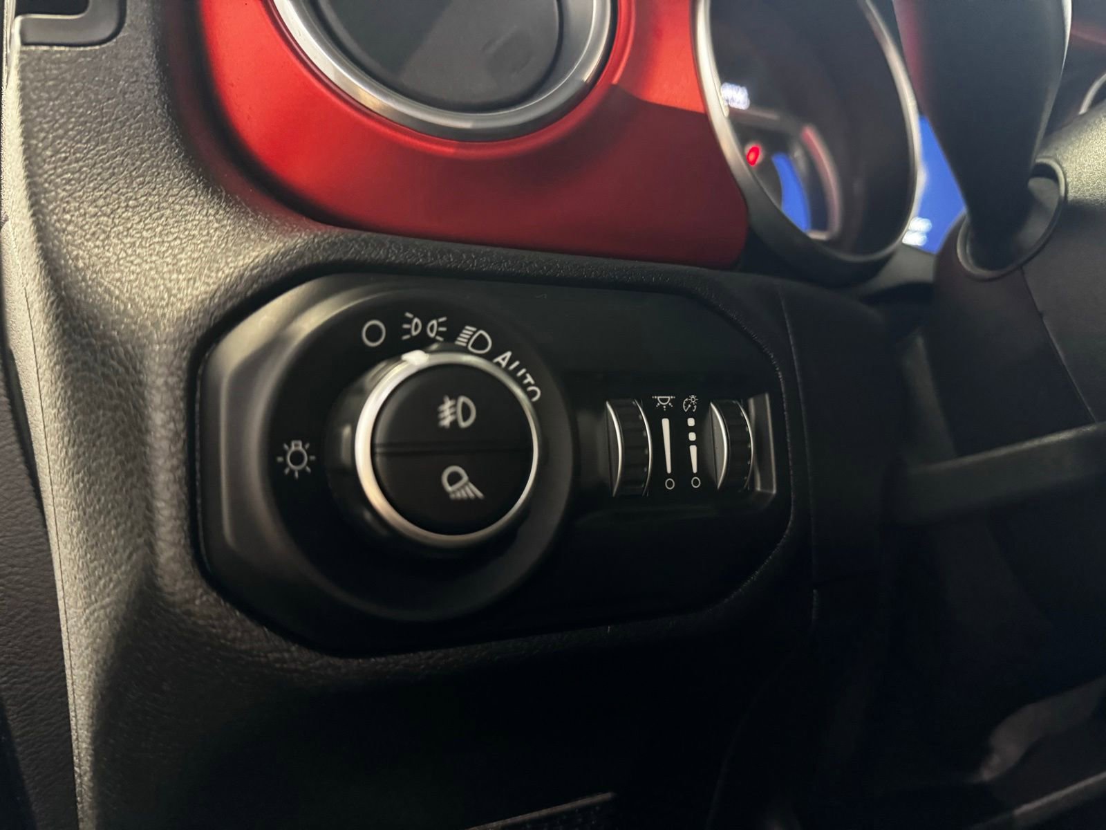 Used 2021 Jeep Gladiator Rubicon AWD/4WD image 23