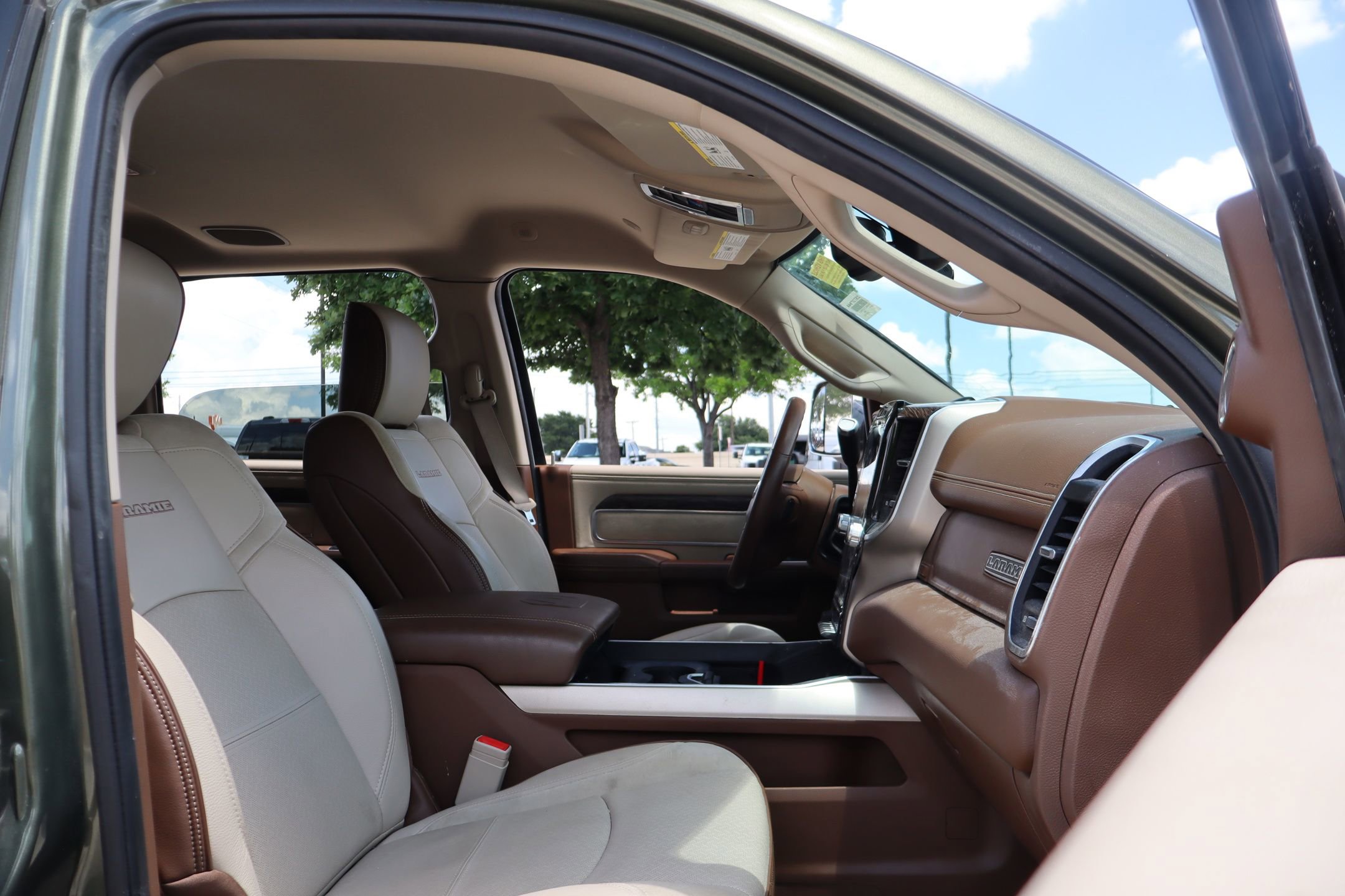 Used 2020 RAM 3500 Laramie AWD/4WD image 29