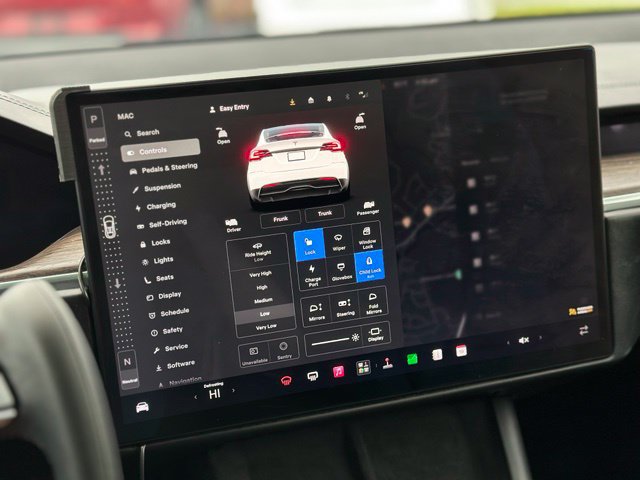 Used 2022 Tesla Model X AWD/4WD image 14