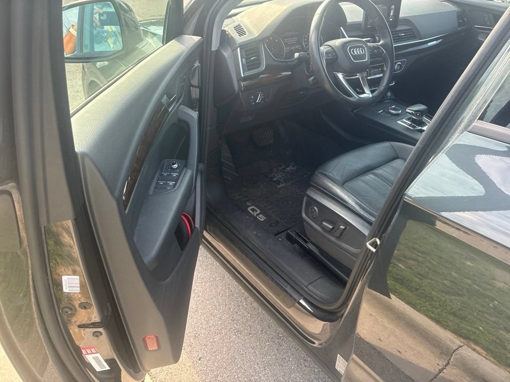 Used 2018 Audi Q5 2.0T Premium AWD/4WD image 17