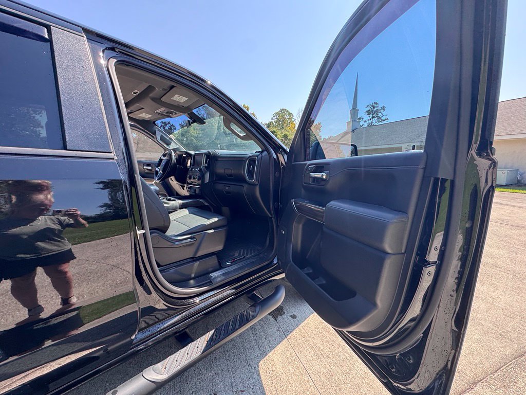 Used 2020 Chevrolet Silverado 1500 LT Trail Boss w/ Midnight Edition AWD/4WD image 22