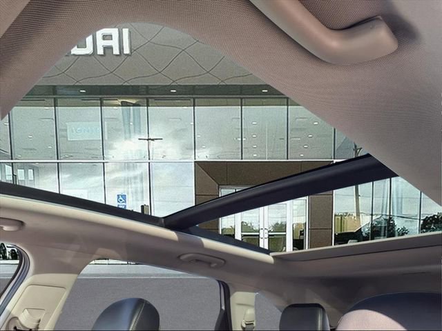 Used 2022 Kia Sorento SX image 19