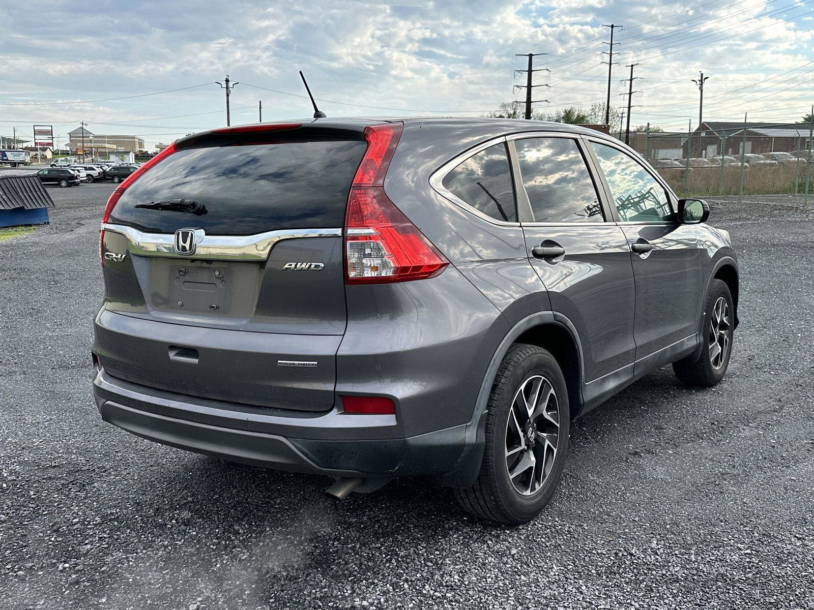 Used 2016 Honda CR-V SE image 8