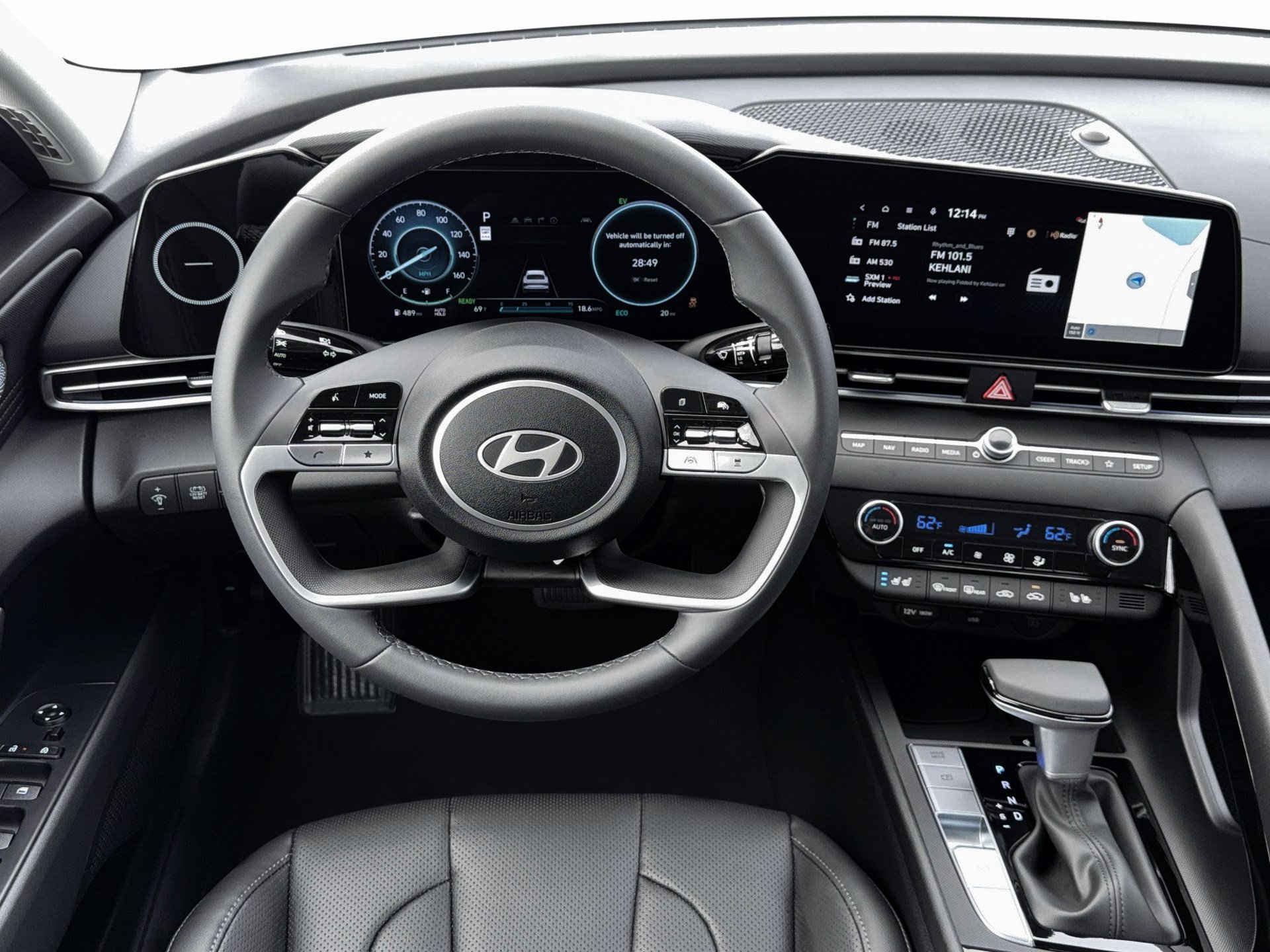 New 2026 Hyundai Elantra Limited FWD image 18