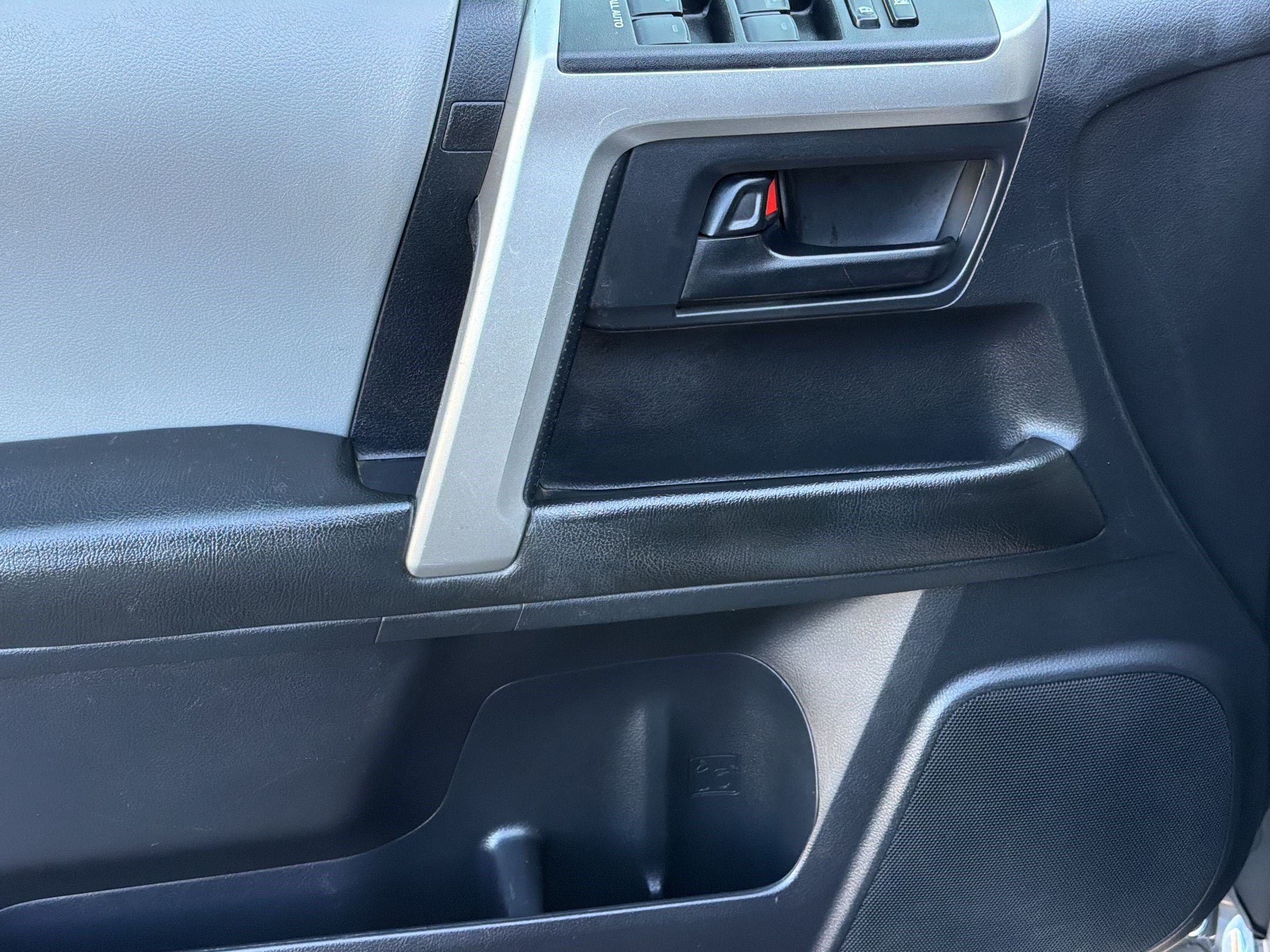 Used 2013 Toyota 4Runner SR5 RWD image 13