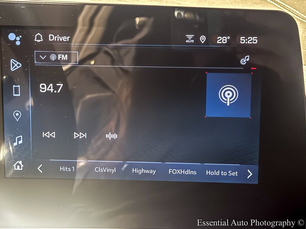 Used 2024 Chevrolet Corvette Stingray Premium Conv image 19