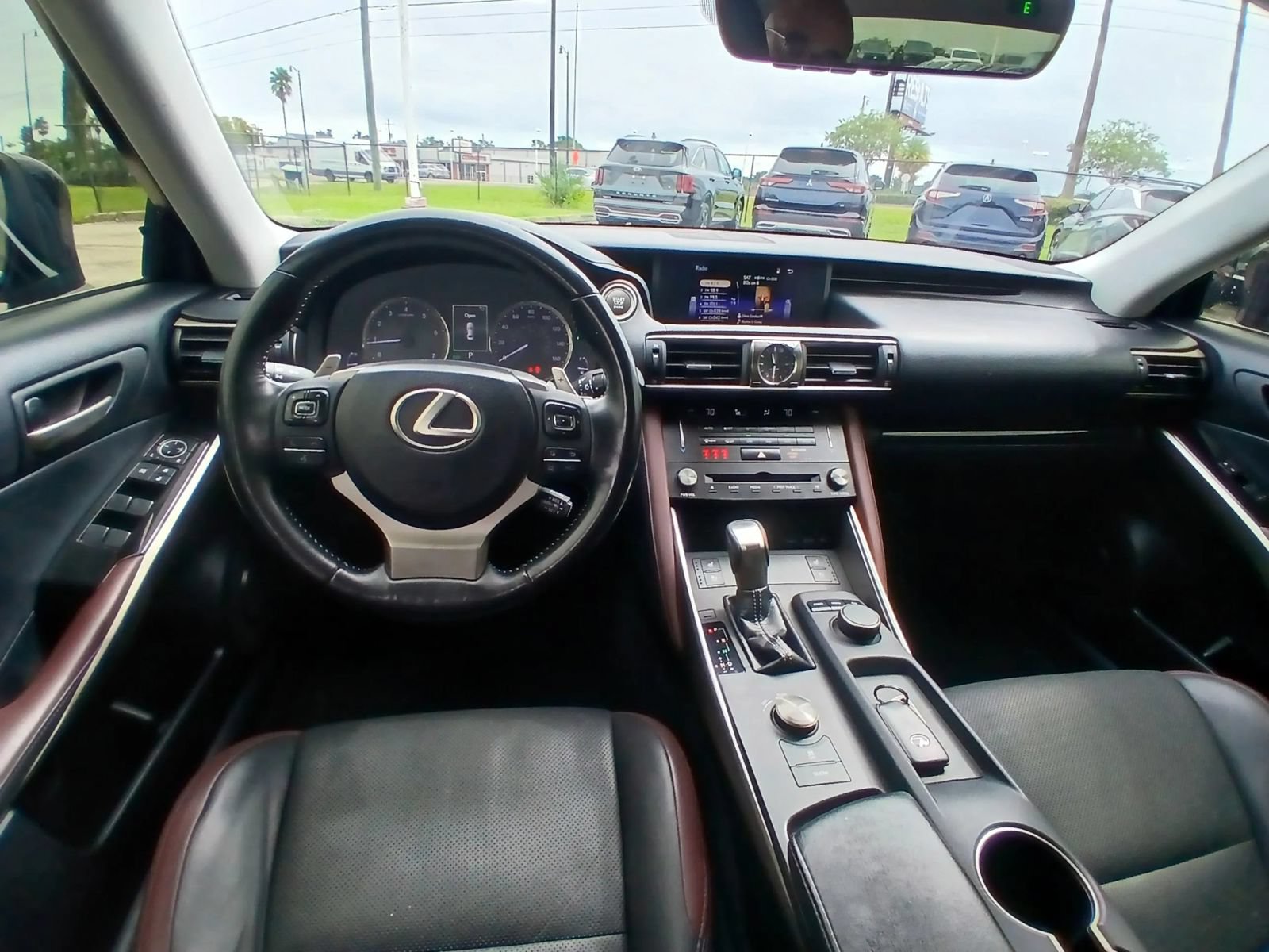 Used 2018 Lexus IS 300 w/ Premium Package RWD image 23
