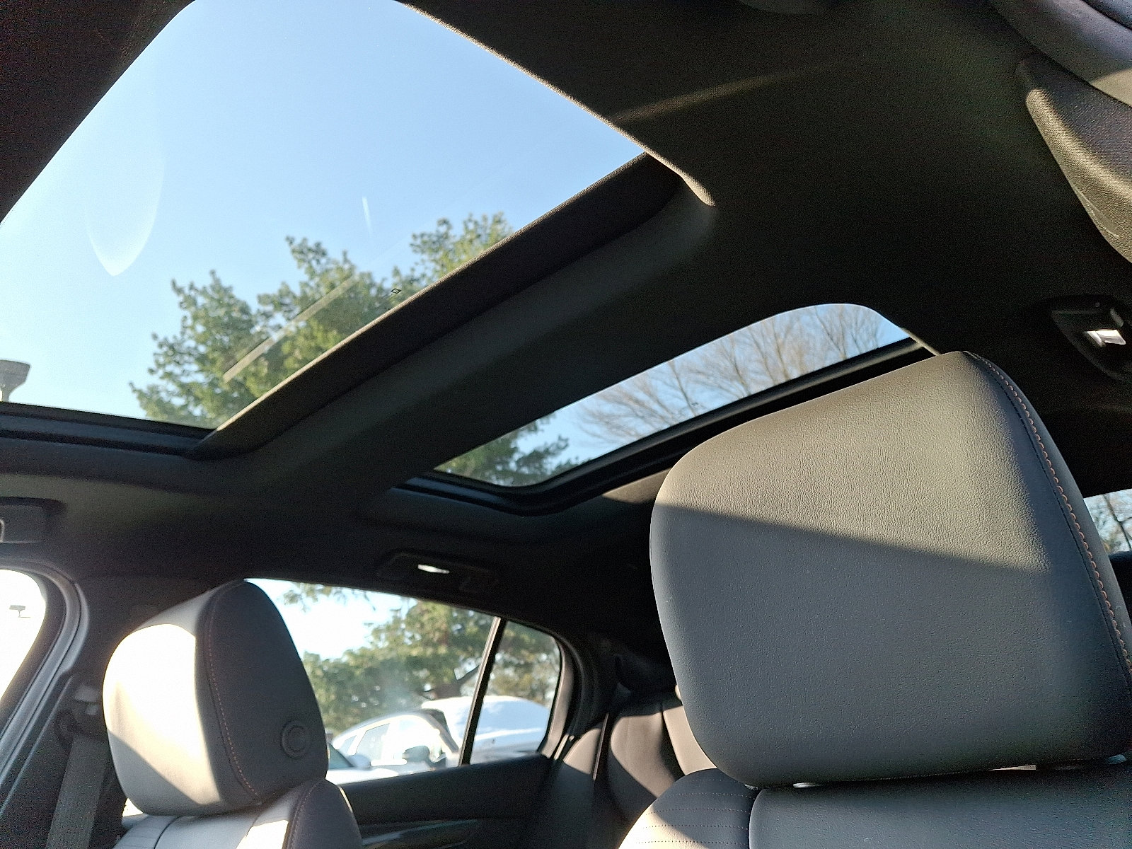 Used 2023 Cadillac CT5 Sport w/ Climate Package image 21