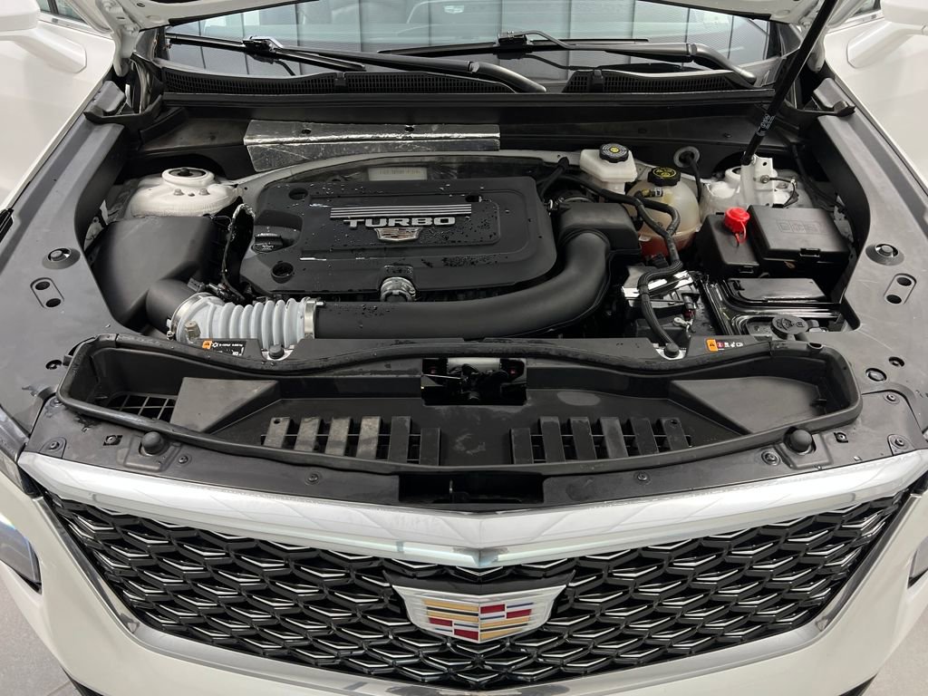 Used 2024 Cadillac XT4 Premium Luxury image 68