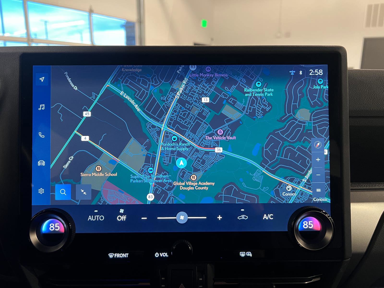 Used 2024 Lexus GX 550 w/ Accessory Package (31) image 17