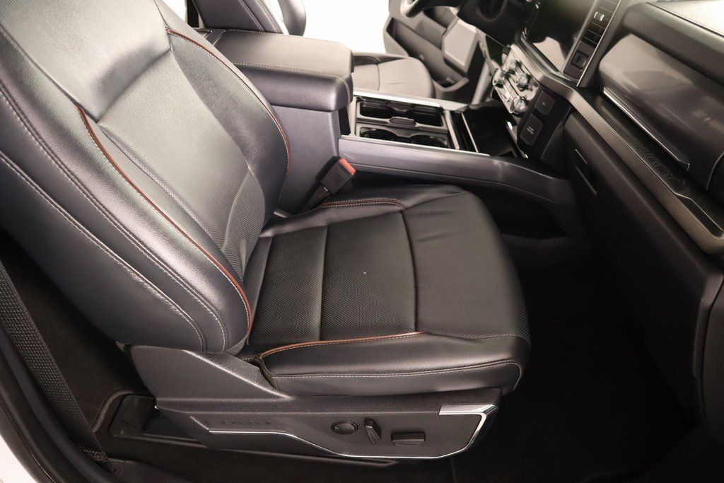 Used 2024 Ford F250 Lariat image 14