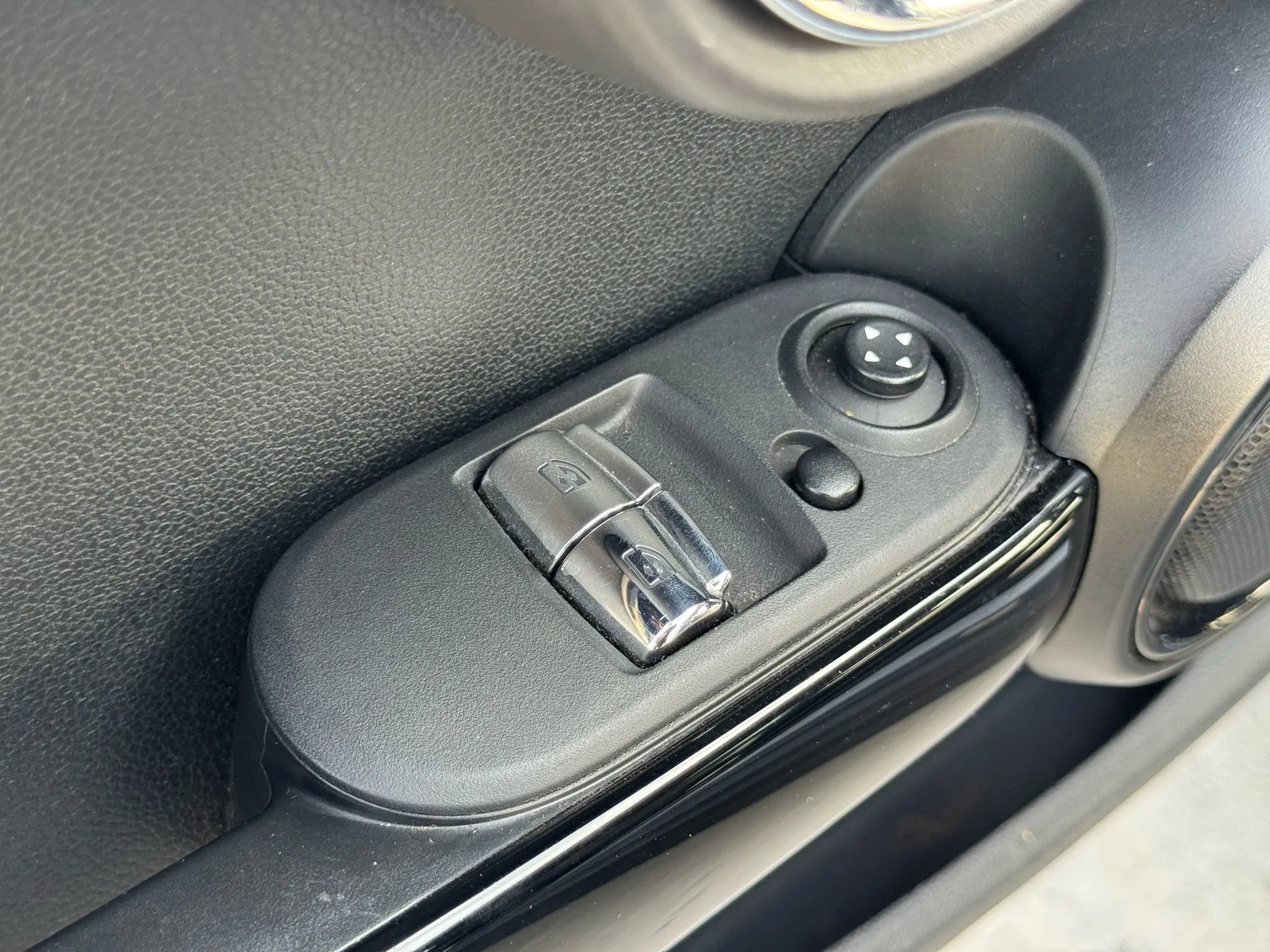 Used 2022 MINI Cooper S FWD image 12