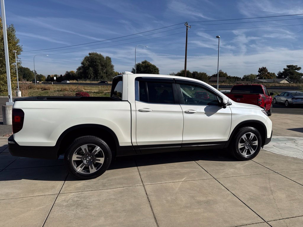 Used 2017 Honda Ridgeline RTL-T image 3