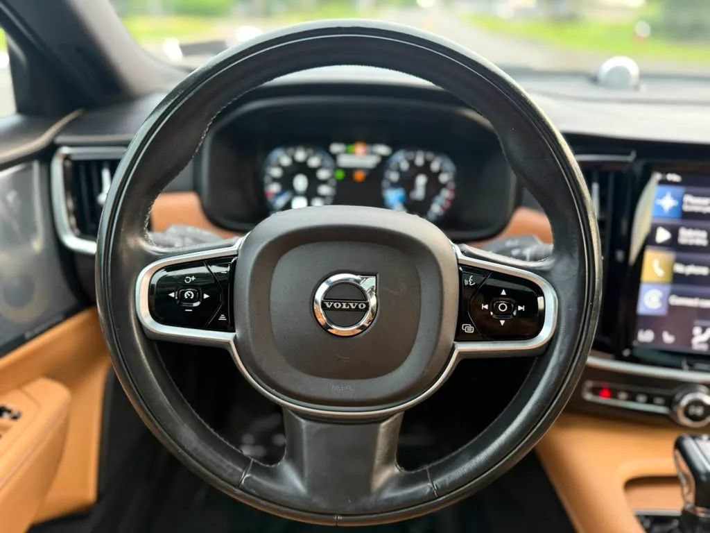 Used 2017 Volvo S90 T6 Inscription w/ Vision Package AWD/4WD image 20