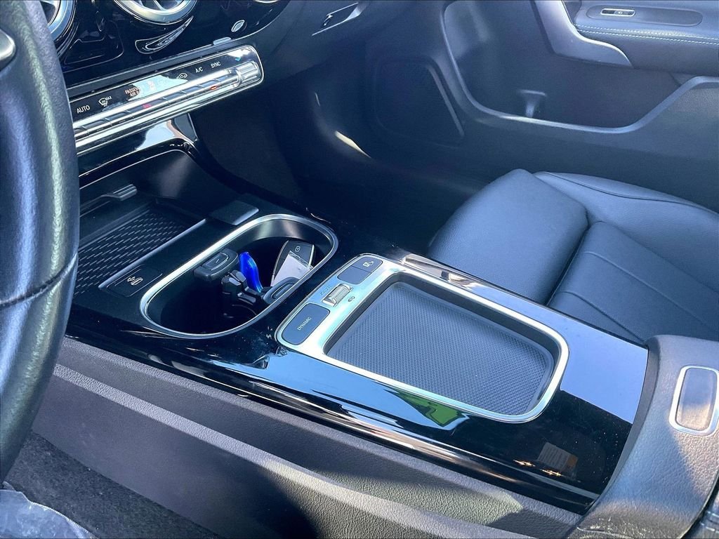 Used 2025 Mercedes-Benz CLA 250 4MATIC image 19
