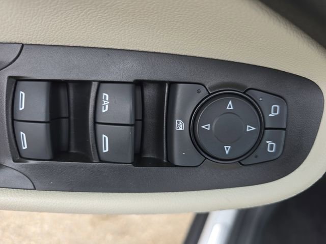 Used 2023 Buick Encore GX Select w/ Safety Package II image 27