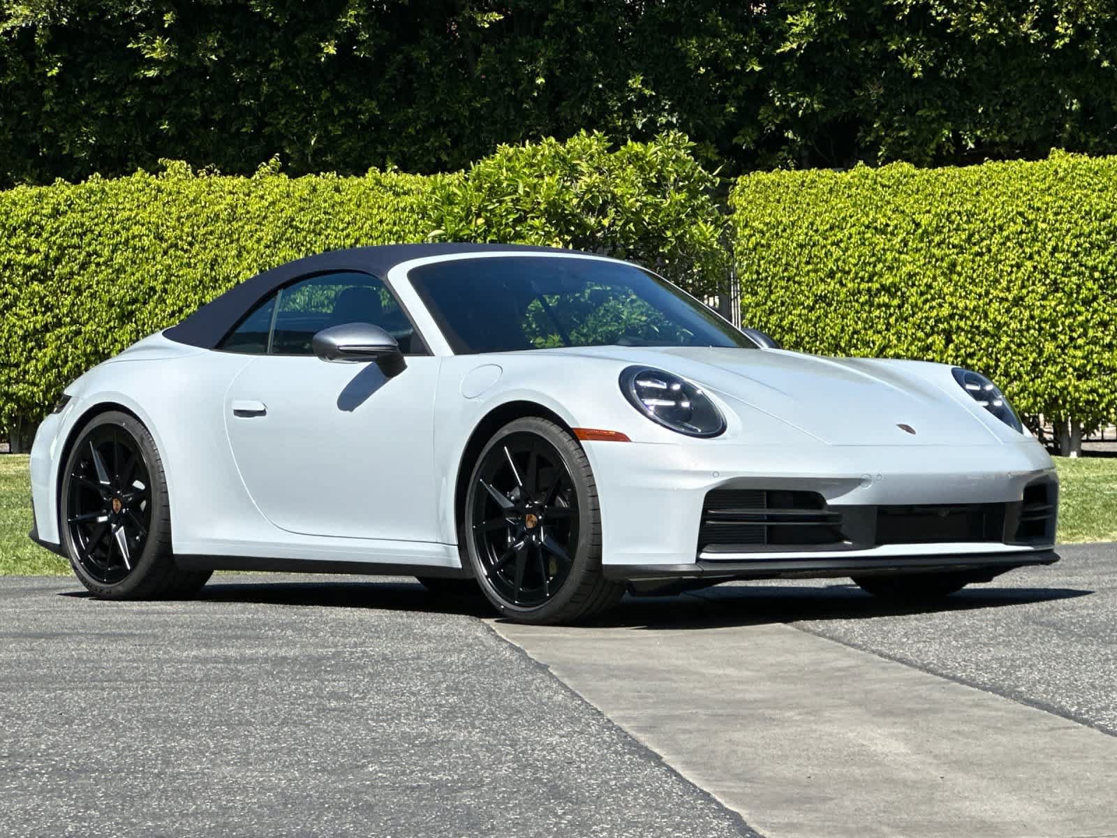 New 2026 Porsche 911 Carrera T RWD image 9