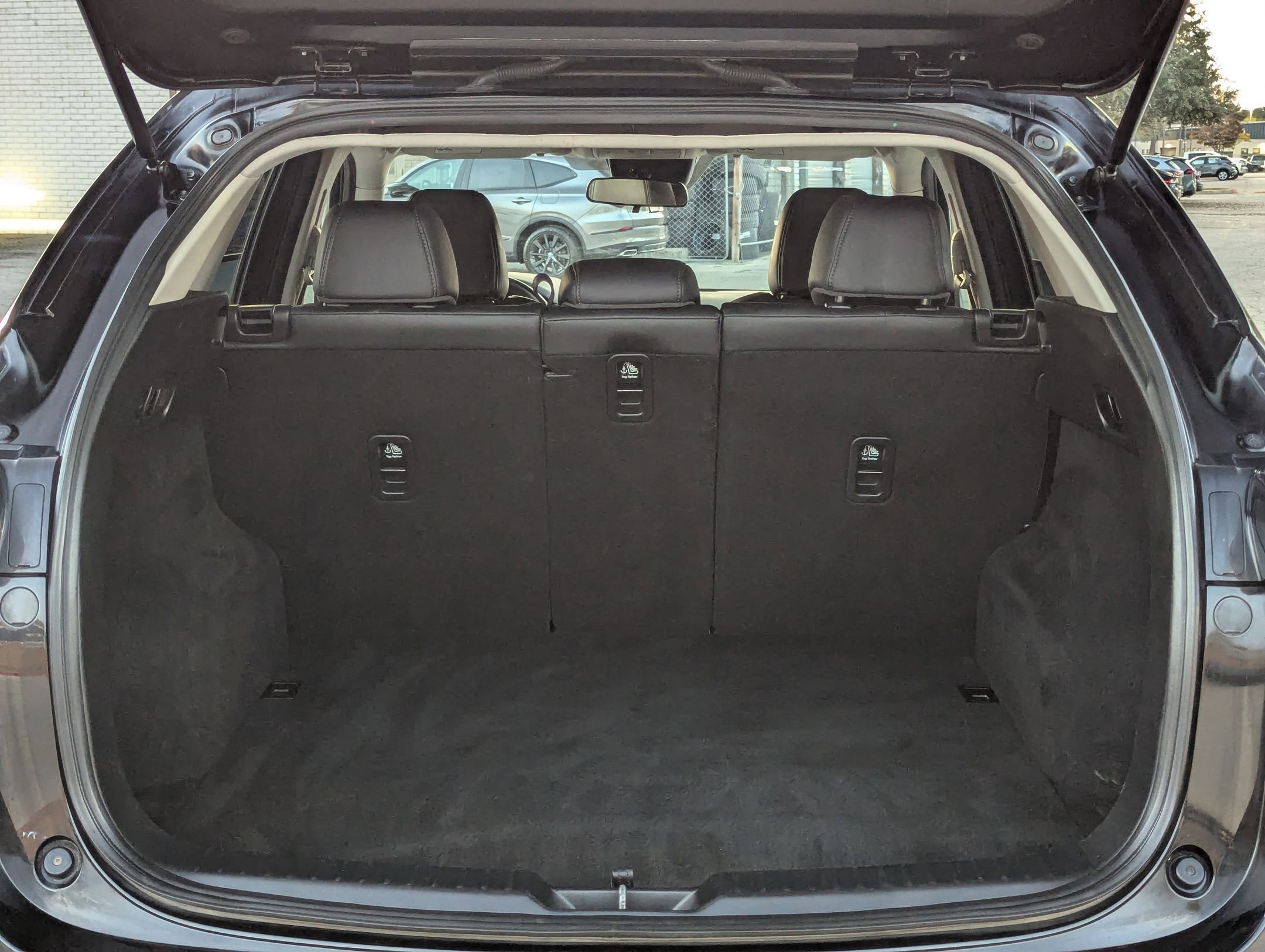 Used 2021 MAZDA CX-5 Touring image 23