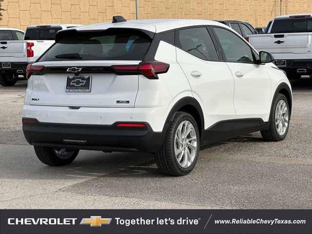 New 2027 Chevrolet Bolt LT FWD image 4