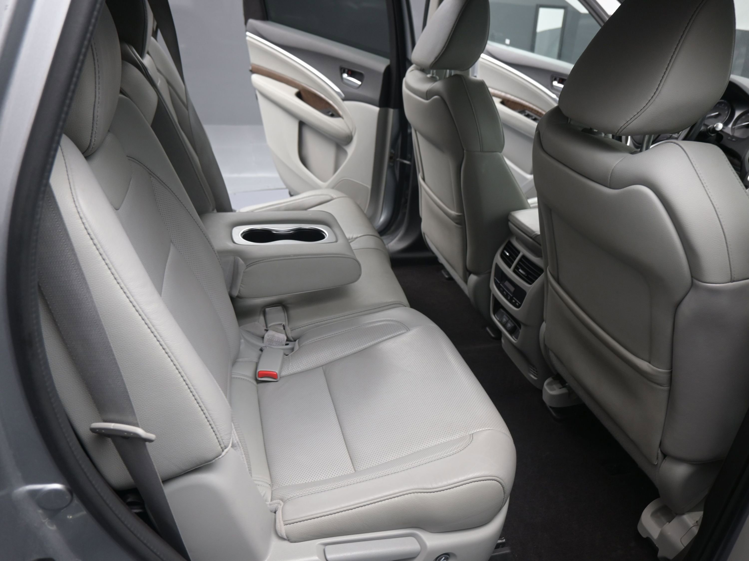 Used 2019 Acura MDX SH-AWD w/ Technology Package image 19