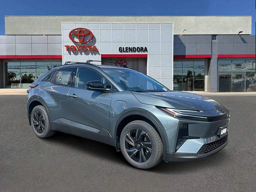 New 2026 Toyota C-HR AWD/4WD video 1
